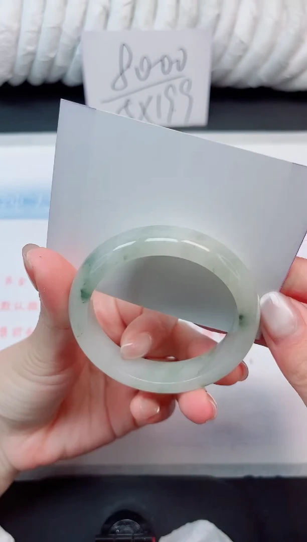 【闪购商品】石英质玉手镯未镶嵌66-50.4