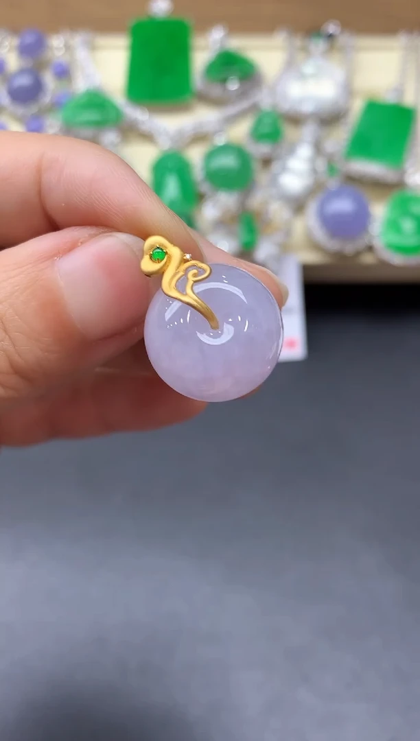 颈饰18K金镶嵌翡翠525-中国好珍宝