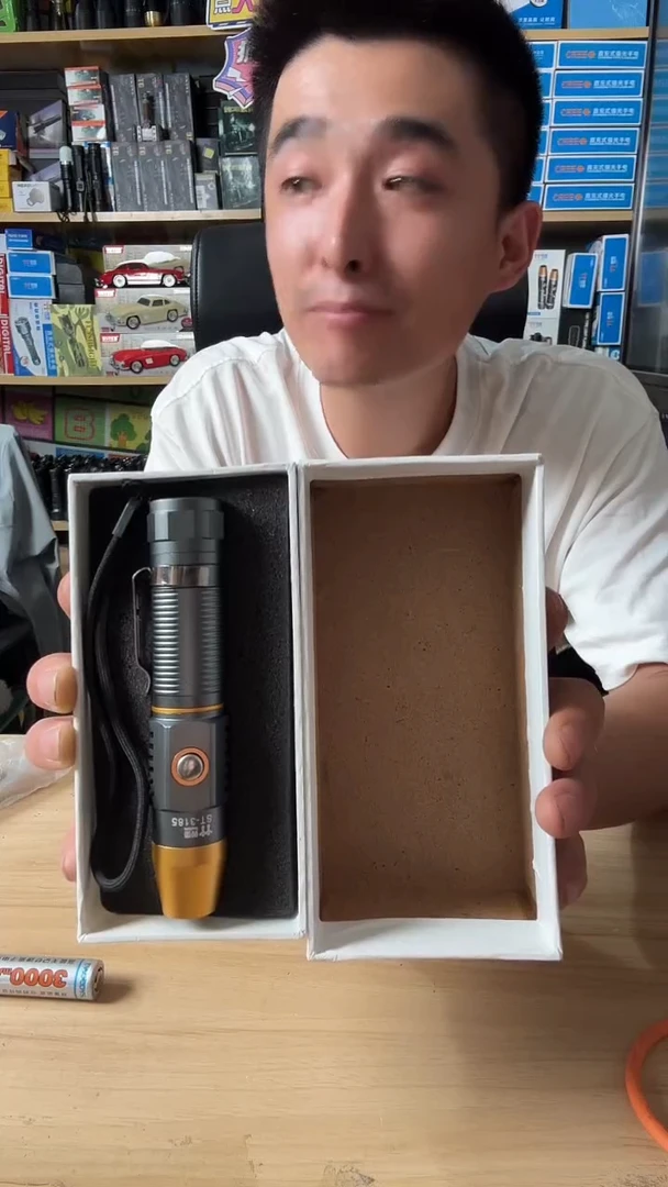 合金玉石手电多作用一套