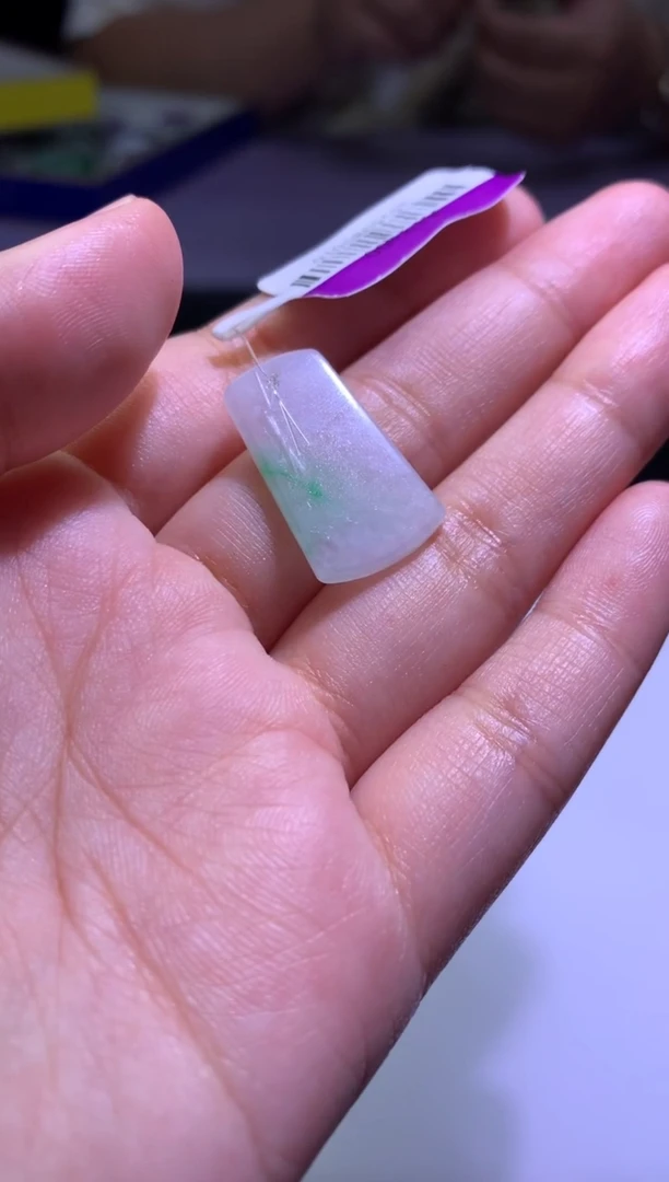 未镶嵌定制翡翠毛货