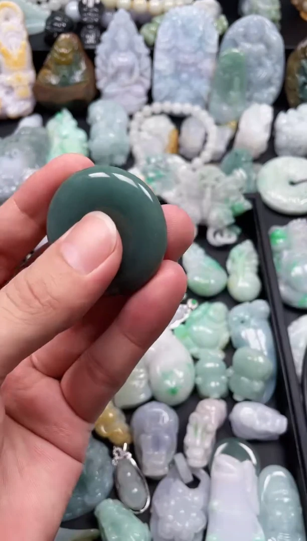 翡翠未镶嵌颈饰天然翡翠a货