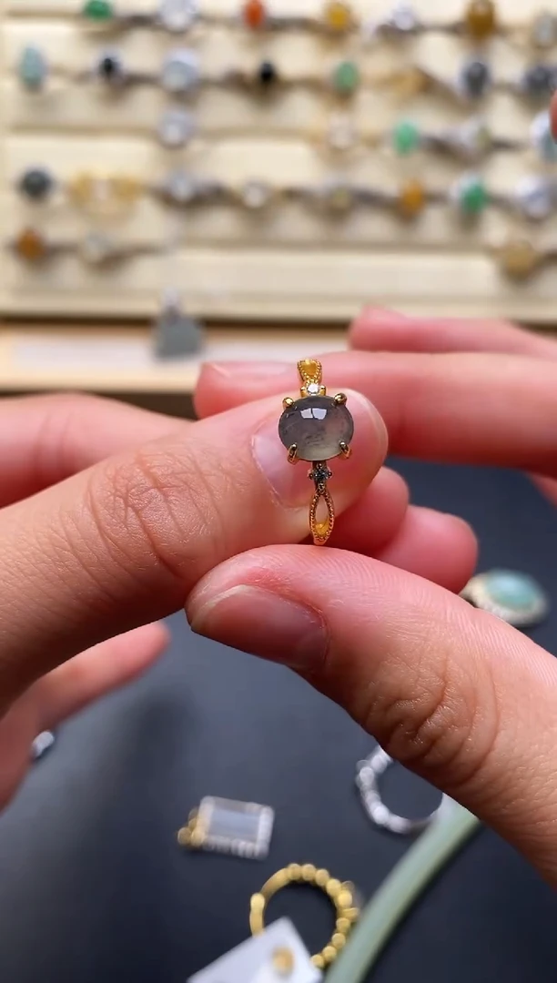 银S925镶嵌戒指翡翠6666666+4