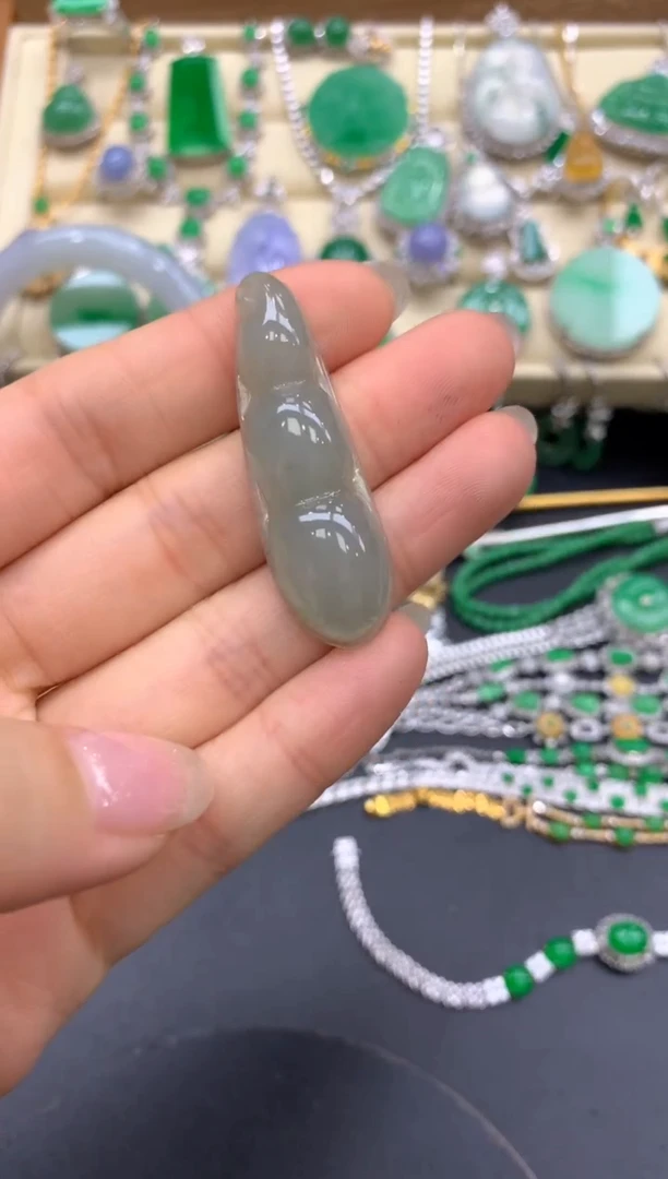 【闪购商品】翡翠颈饰未镶嵌75-中国好珍宝