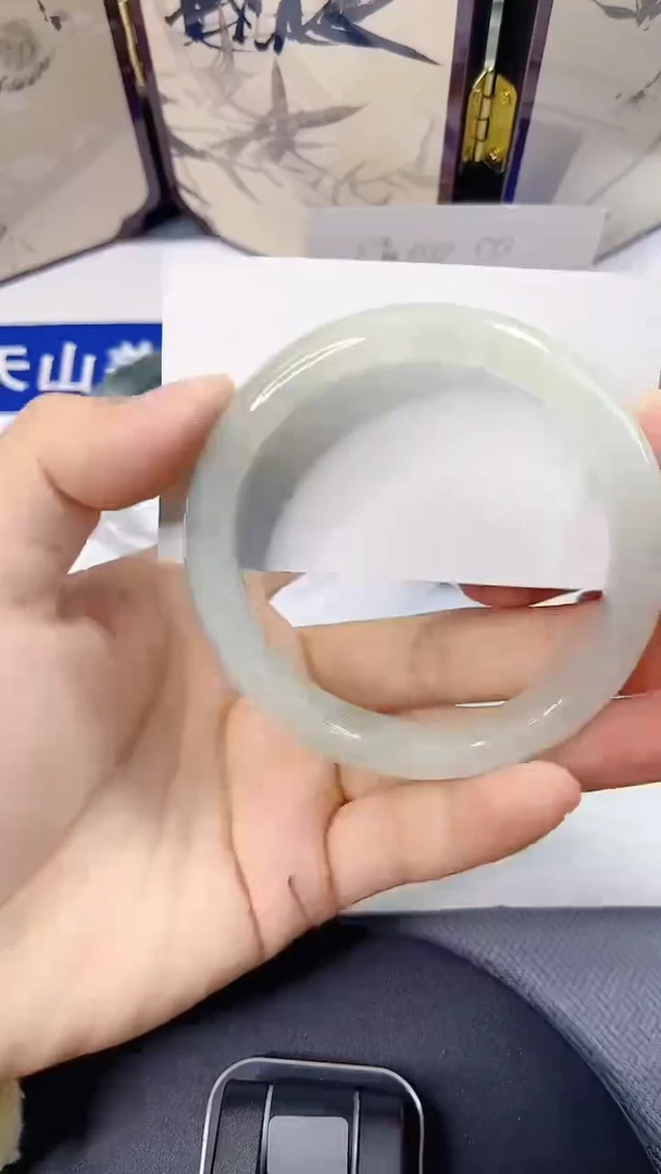 未镶嵌手镯石英质玉172-57/58