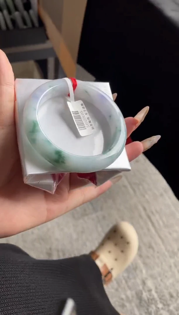 未镶嵌手镯翡翠三天鉴赏期