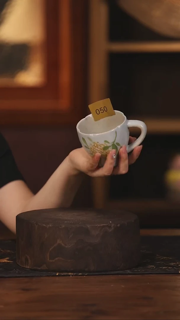 陶瓷景德镇高温釉下手绘陶瓷050