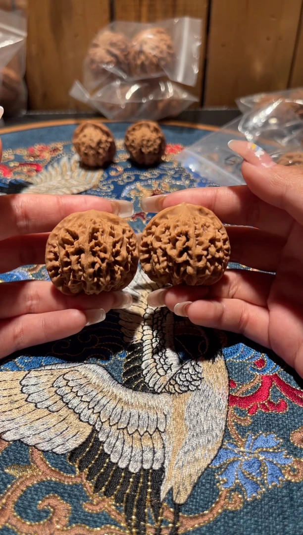 把件文玩核桃203秦闷39