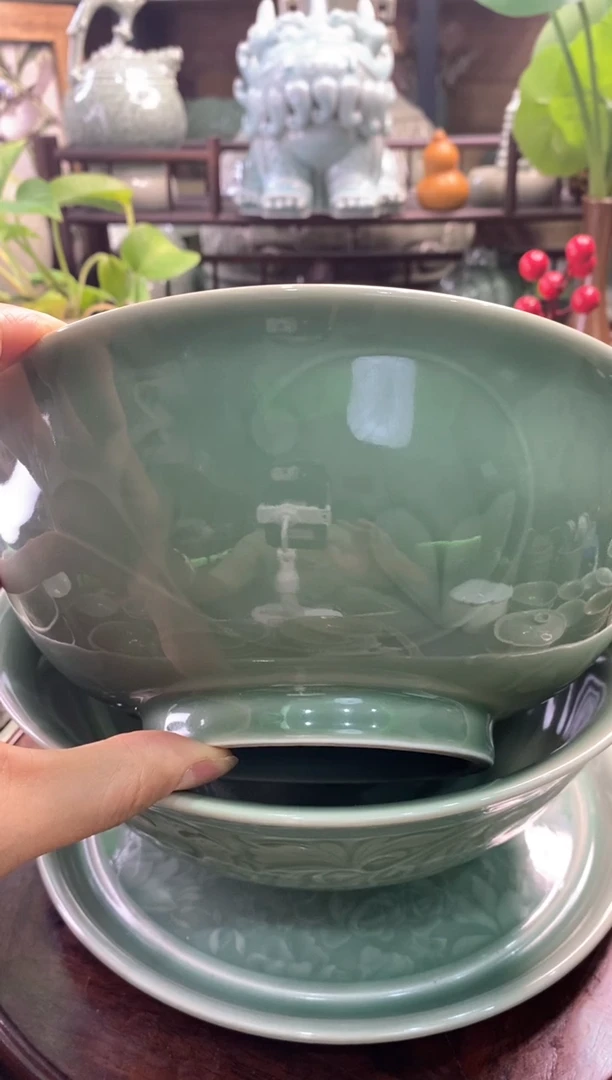 陶瓷8.3英寸玉兰碗二级瑕疵一只