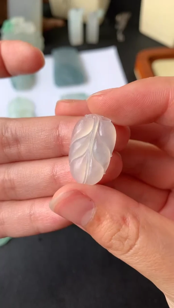 【闪购商品】定制翡翠未镶嵌翡翠