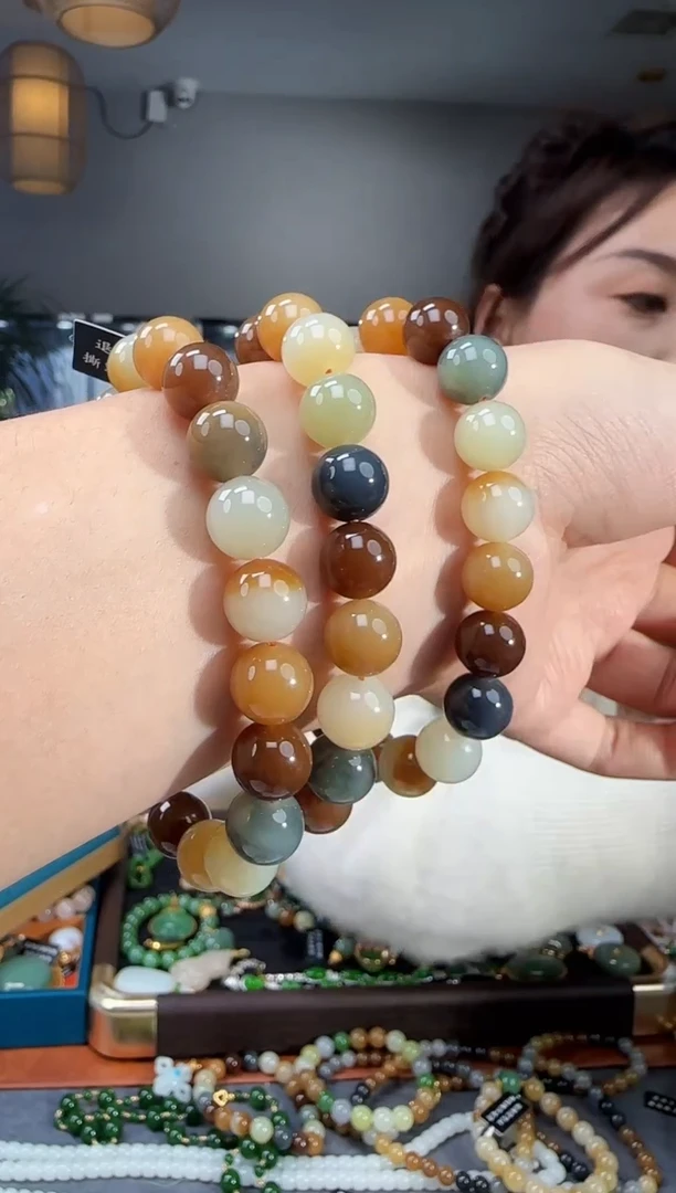 未镶嵌手链和田玉多样性发拍一发一 糖白多