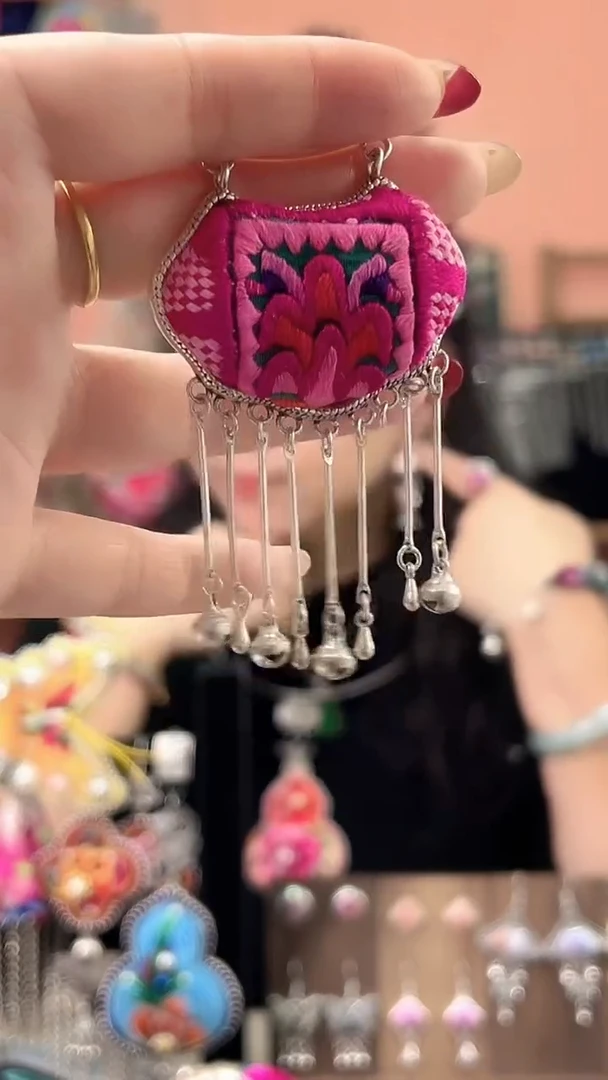 织绣艺枝独绣手工饰品33