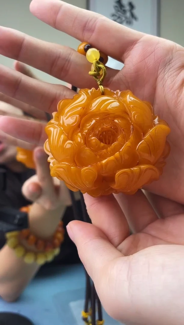 琥珀未镶嵌珠宝奇石T059假一罚十，多样性发一件