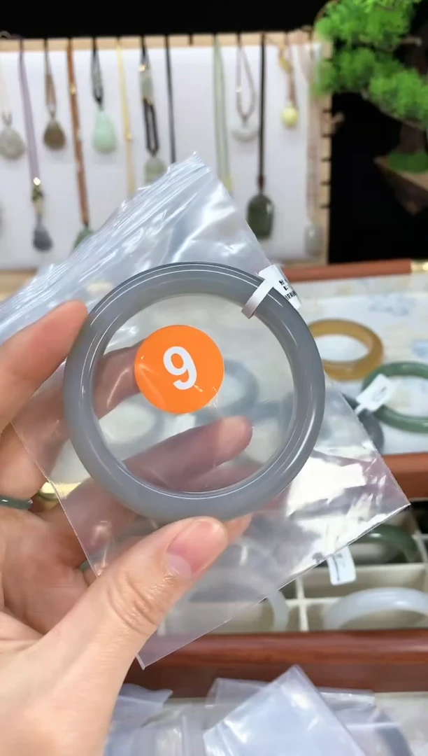 未镶嵌手镯和田玉）手镯3