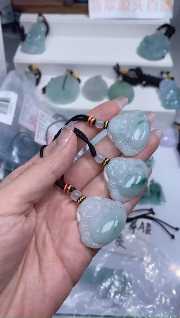 颈饰未镶嵌翡翠吊坠团购多样性发一件