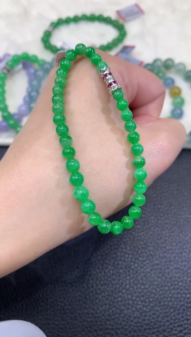 18K金镶嵌手串翡翠C105