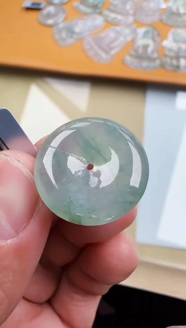 【闪购商品】翡翠颈饰未镶嵌翡翠