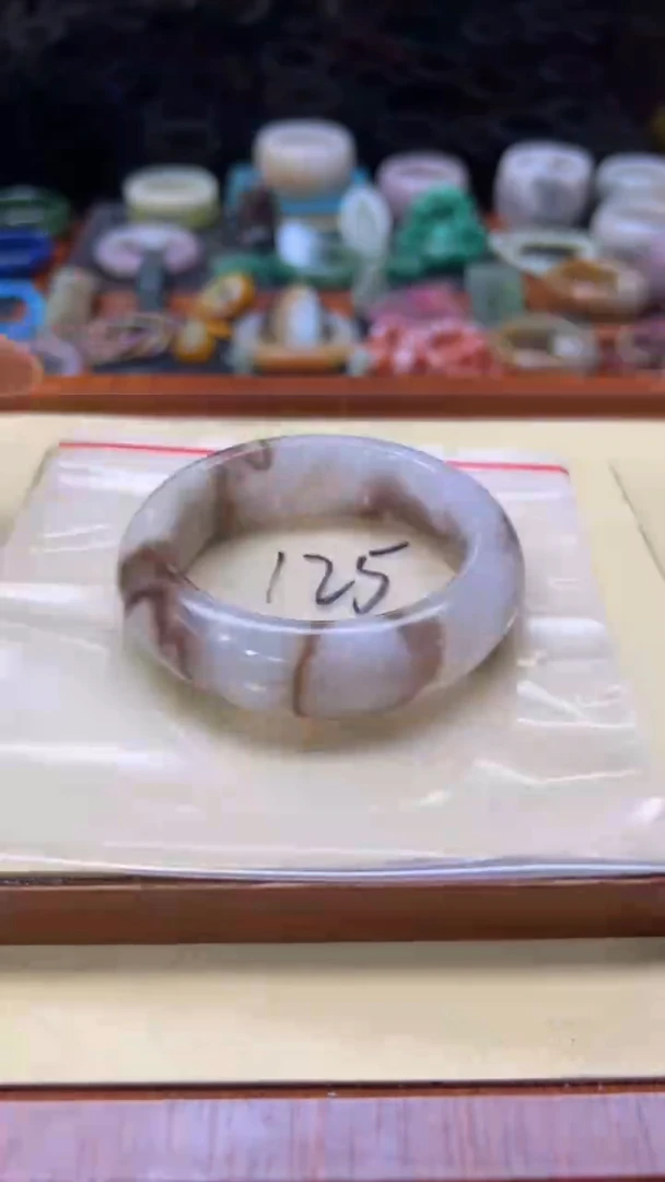 未镶嵌手镯石英质玉?**?125