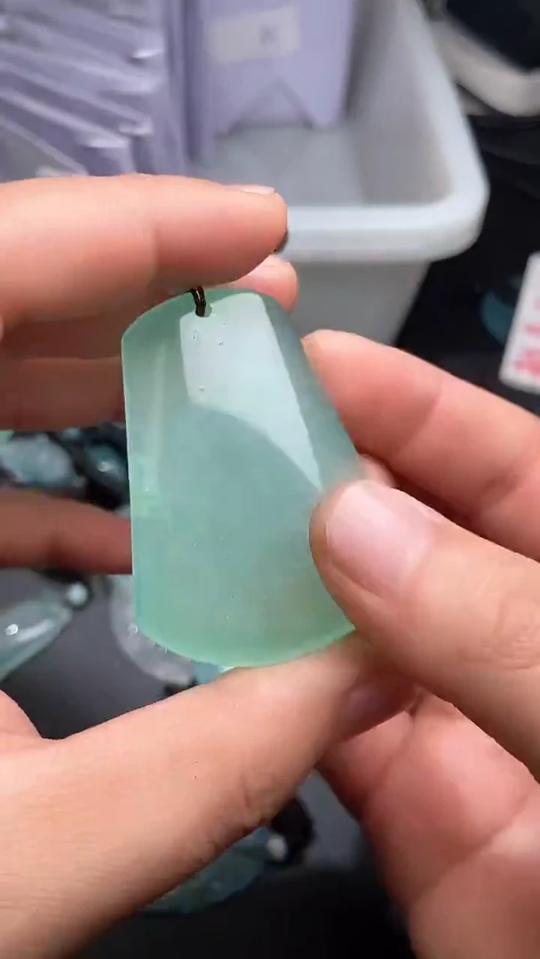 散珠翡翠含赠品绳子发货WSP01