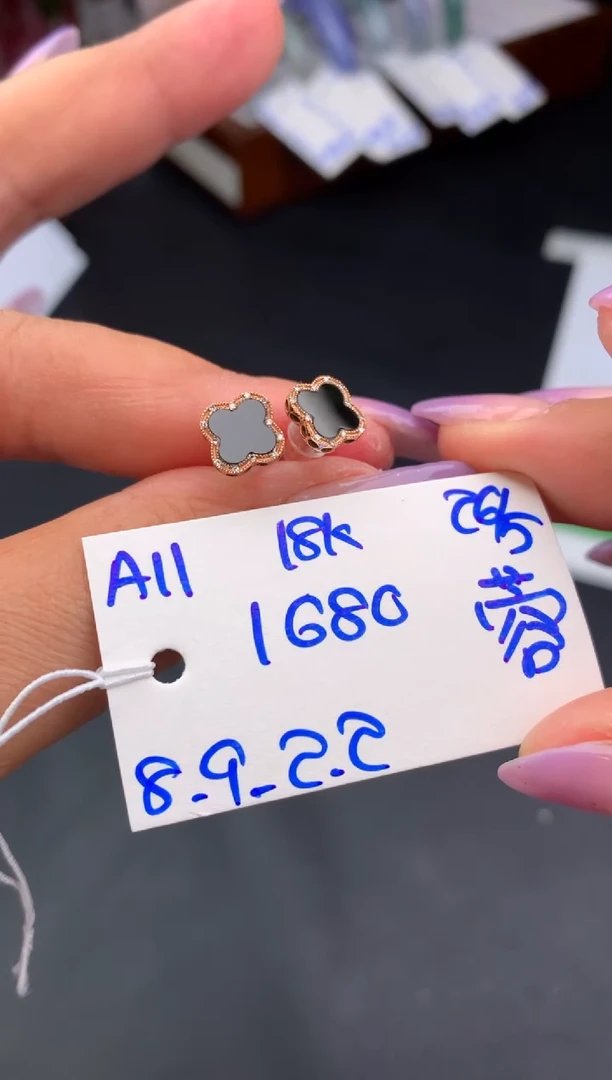 翡翠18K金镶嵌耳饰耳饰