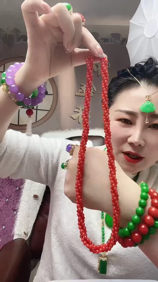 【闪购商品】翡翠颈饰14K金镶嵌红麻花项链