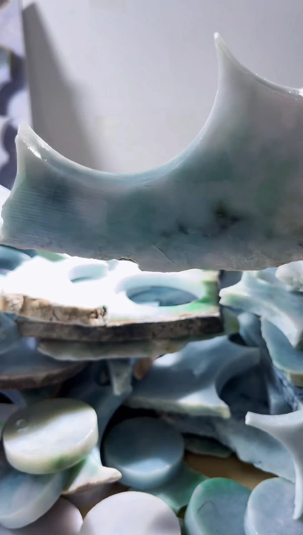 翡翠裸石缅甸翡翠A货柠7440