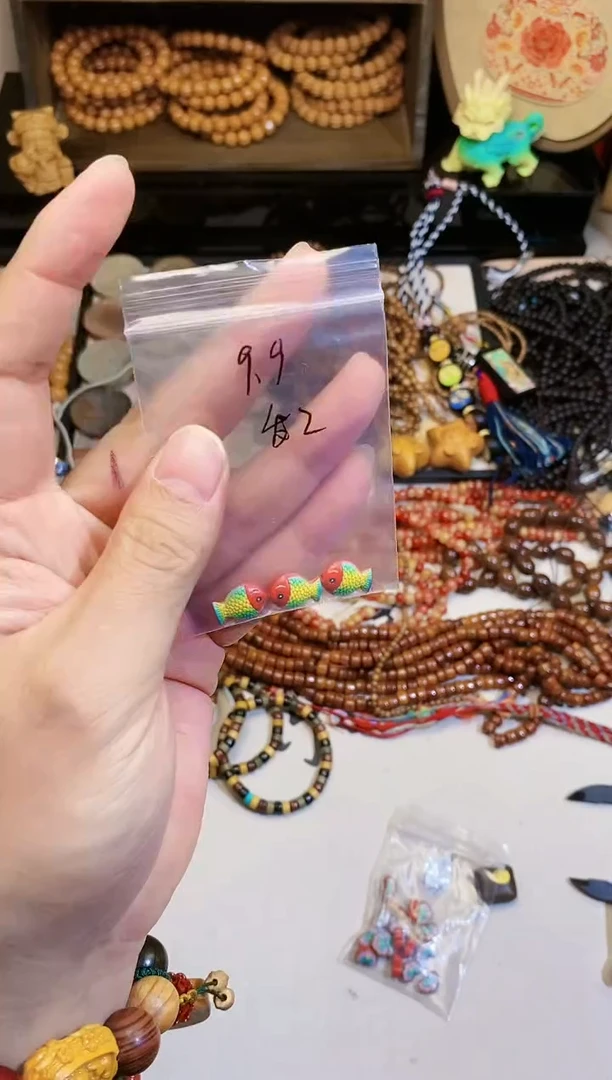 【闪购商品】非洲檀香吊坠砂小鱼发3