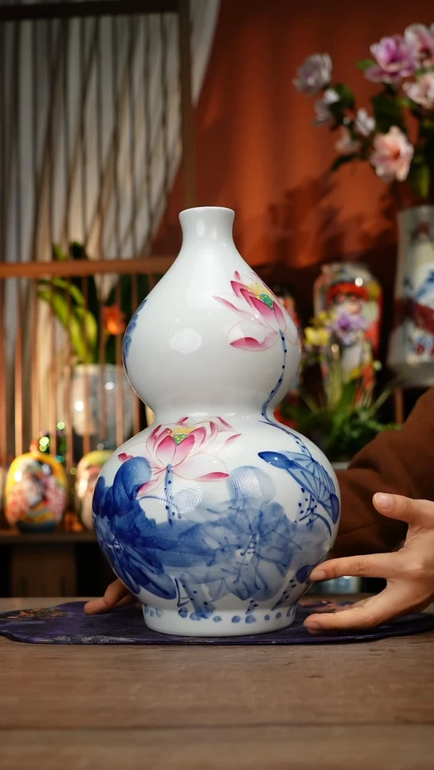 当代景德镇设计师釉下手绘陶瓷花瓶