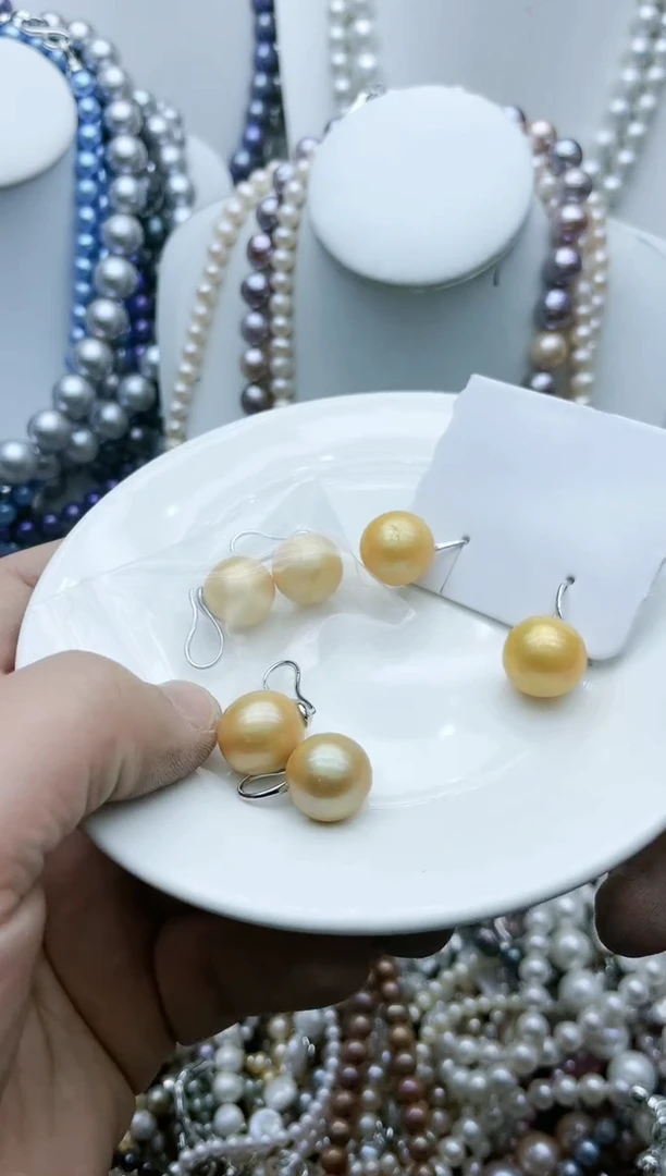 【闪购商品】淡水珍珠颈饰钛钢1