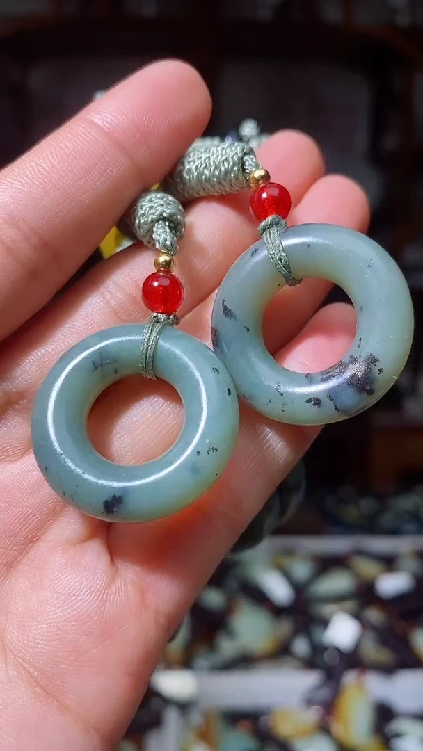 【闪购商品】和田玉挂件未镶嵌1多样性发货 拍一发一