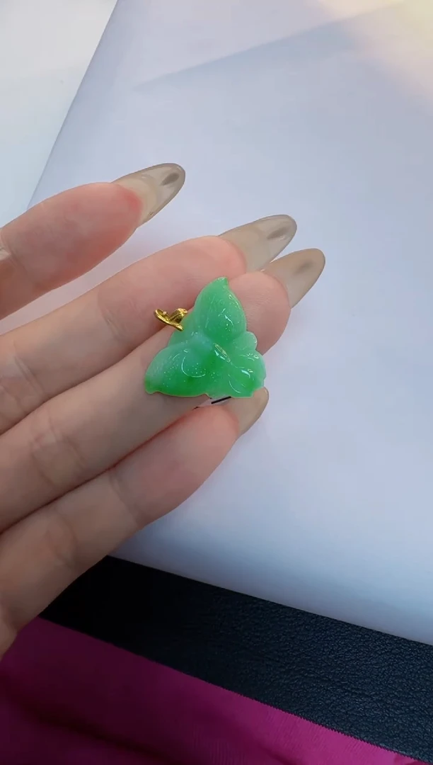 翡翠18K金镶嵌吊坠(不含链)缅甸A货翡翠