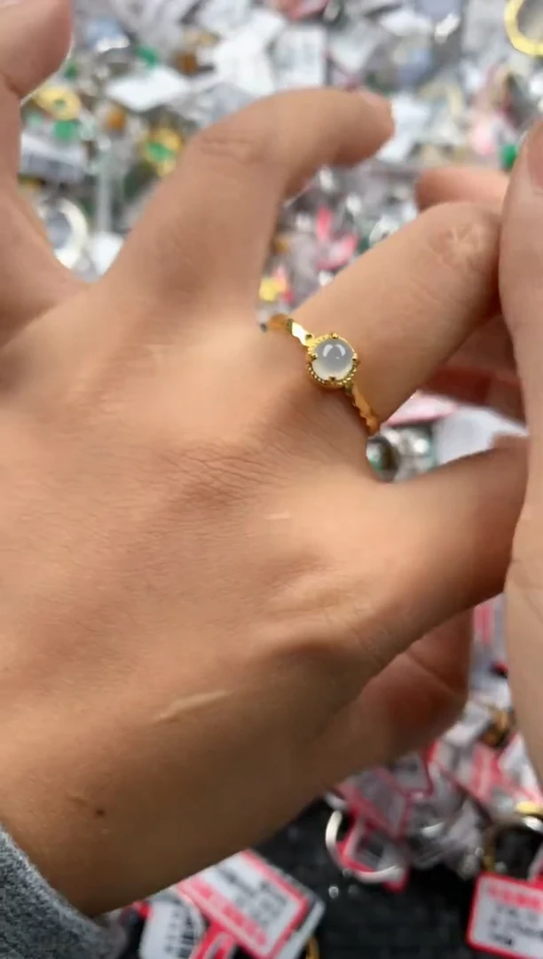 银S925镶嵌戒指翡翠333              2