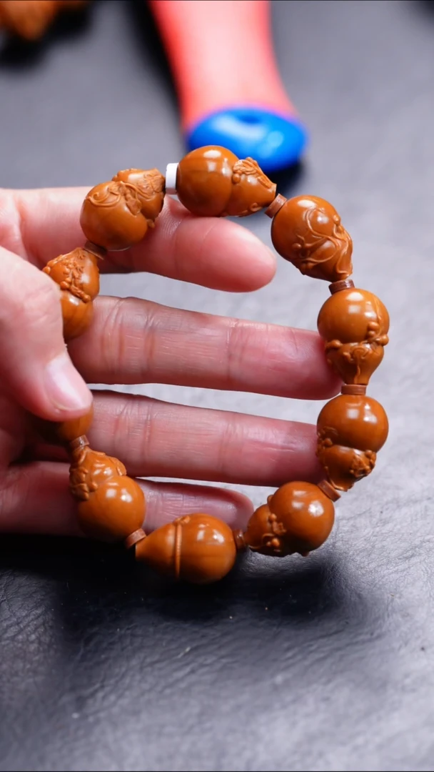 【闪购商品】橄榄核吊坠橄榄核