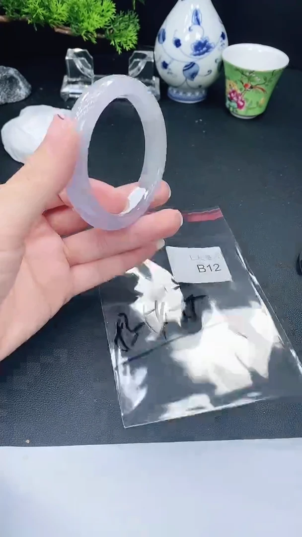 未镶嵌手镯翡翠12
