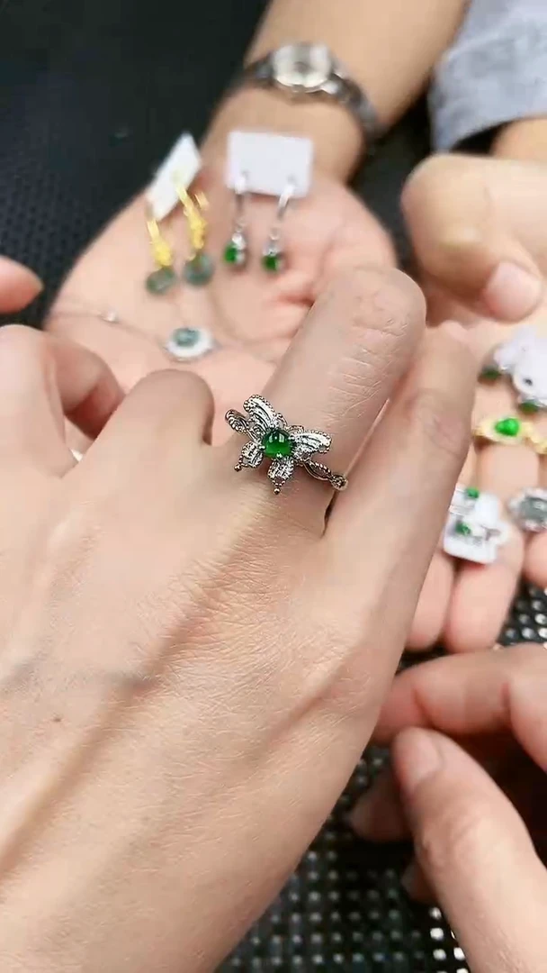 【闪购商品】翡翠戒指未镶嵌11111111