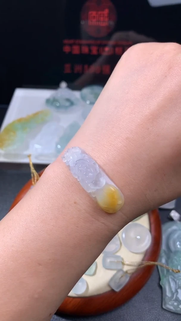 未镶嵌定制翡翠