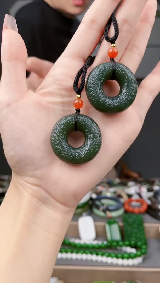 和田玉未镶嵌颈饰多样性发货