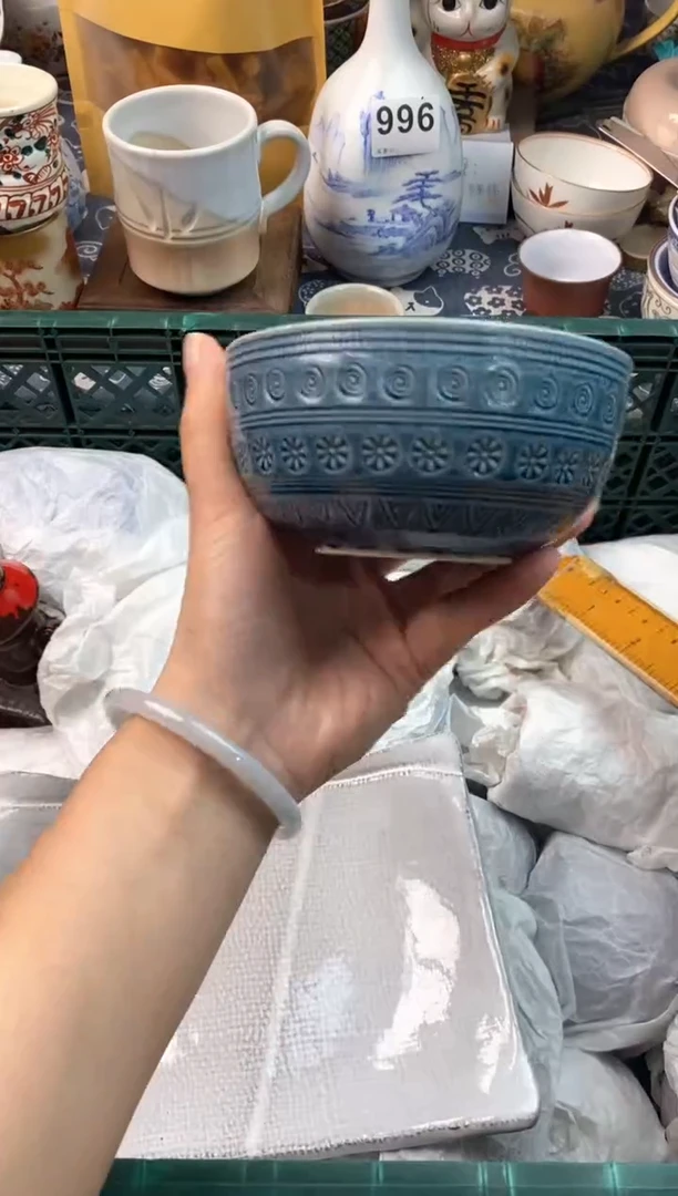 瓷片抱***羊11111111111111