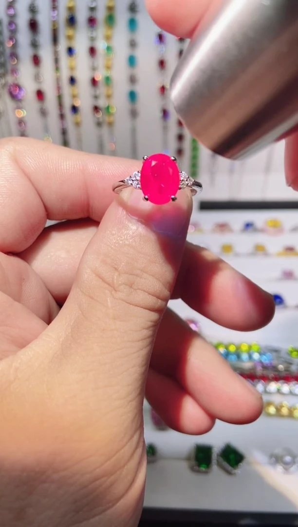 银S925镶嵌耳饰托帕石1