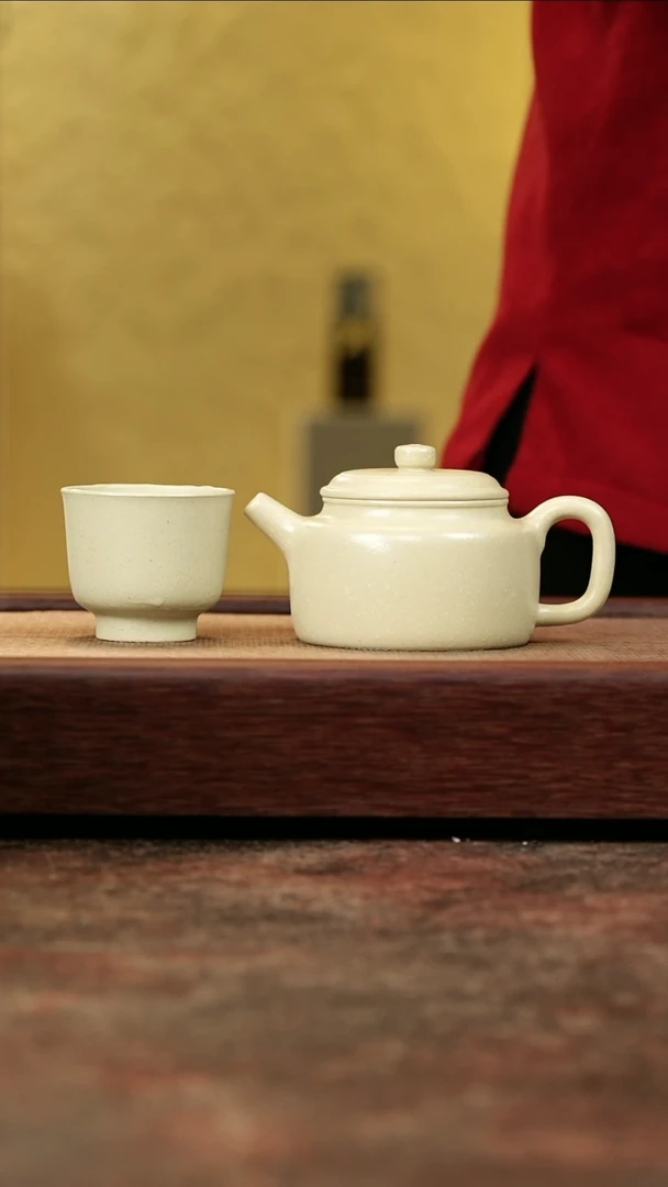 【闪购商品】紫砂茶杯梨皮本绿德钟