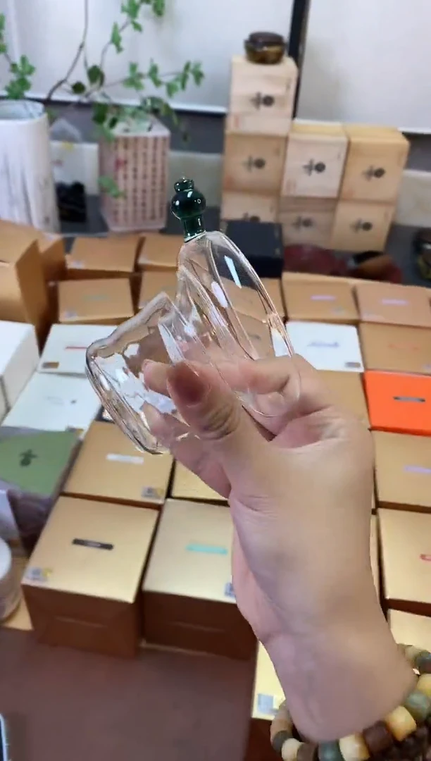 晶彩/奉珠激光打孔/墨绿