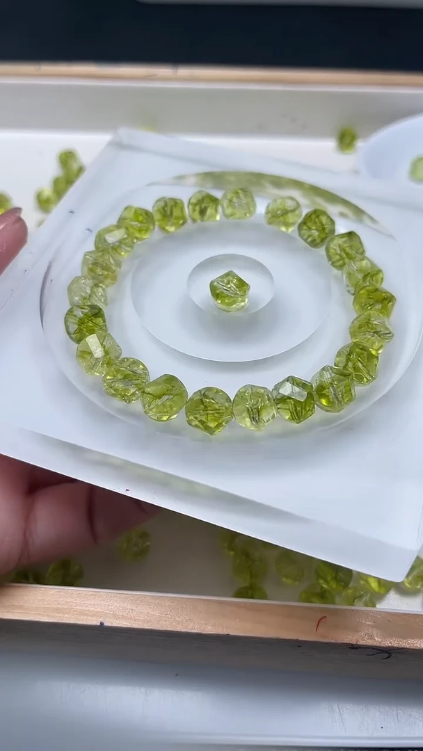 未镶嵌珠宝半成品水晶A1908 葡萄水晶钻切10mm6个8.8元