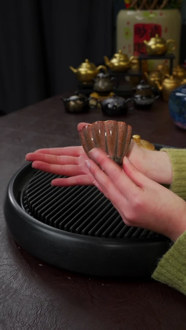 【闪购商品】杯【宜景窑天目釉红釉鎏金】小宝钏