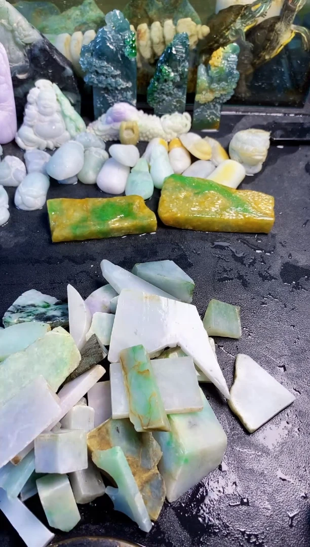 颈饰未镶嵌翡翠天然翡翠082