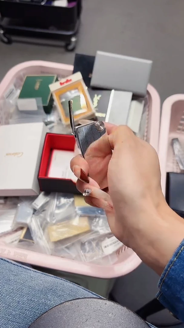 18 百诺库新镜面薄机