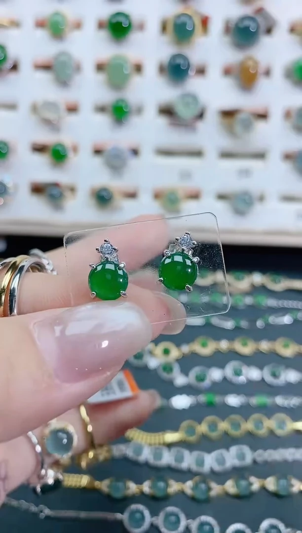 银S925镶嵌翡翠耳饰天然翡翠