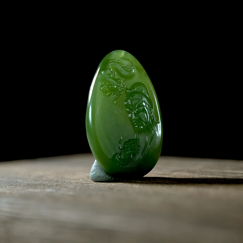 lot70 和田玉关公雕件/QG51222-184377 保利山东