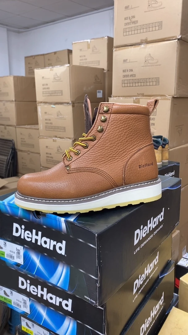 牛皮44码，84984 ，皮鞋码，工装靴 默认瑕疵