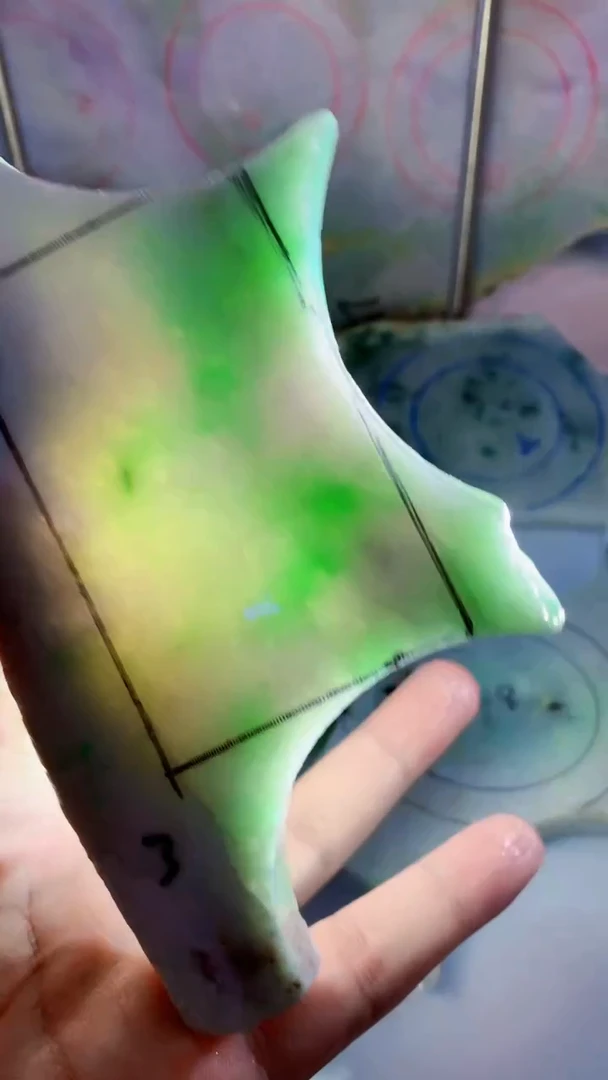 颈饰未镶嵌翡翠缅甸A货翡翠史984