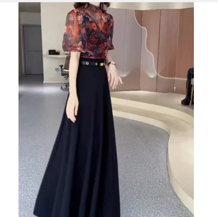 2025春季新款网红同款洋气气质韩版爆款休闲上衣裙子知