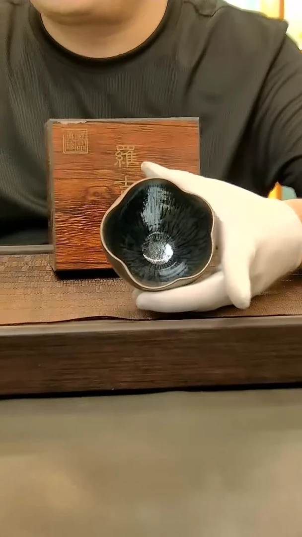 茶盏890=。。。。。。。